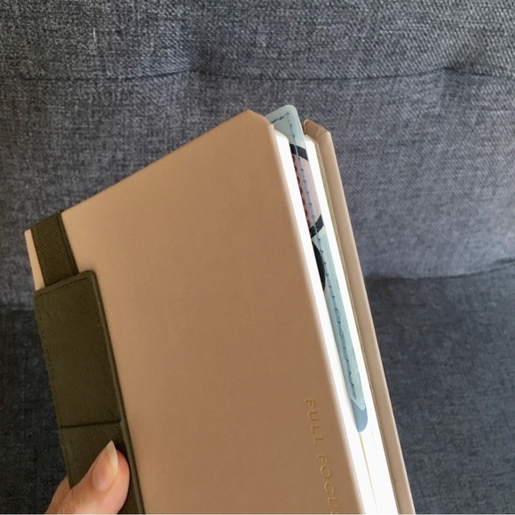 Diamond Art Paw Print Corner Bookmark, Neutral, Sparkly, Bling (TAN/BROWN) - Picture 12 of 16